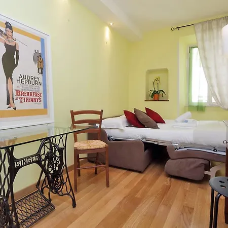 Coliseum Appartement *