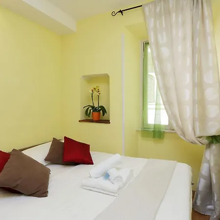 Coliseum Appartement *